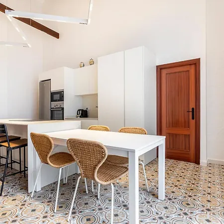 Affittacamere Guestready - Traditional House Near Malvarrosa Valenza